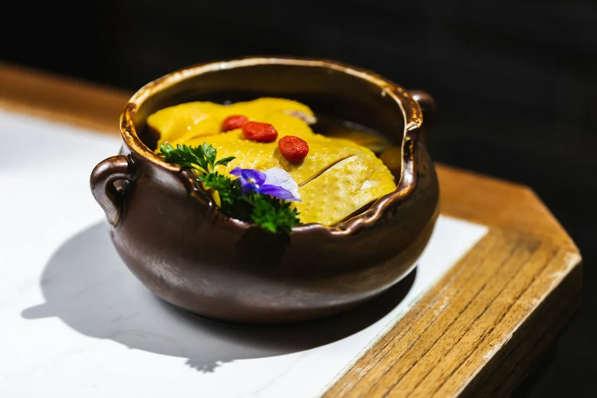 Chilled wine-soaked chicken with goji berries at CheLi.